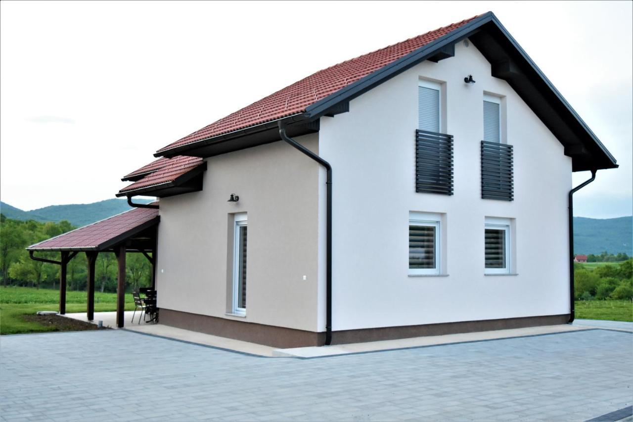 Guest House Tonka Otočac Extérieur photo
