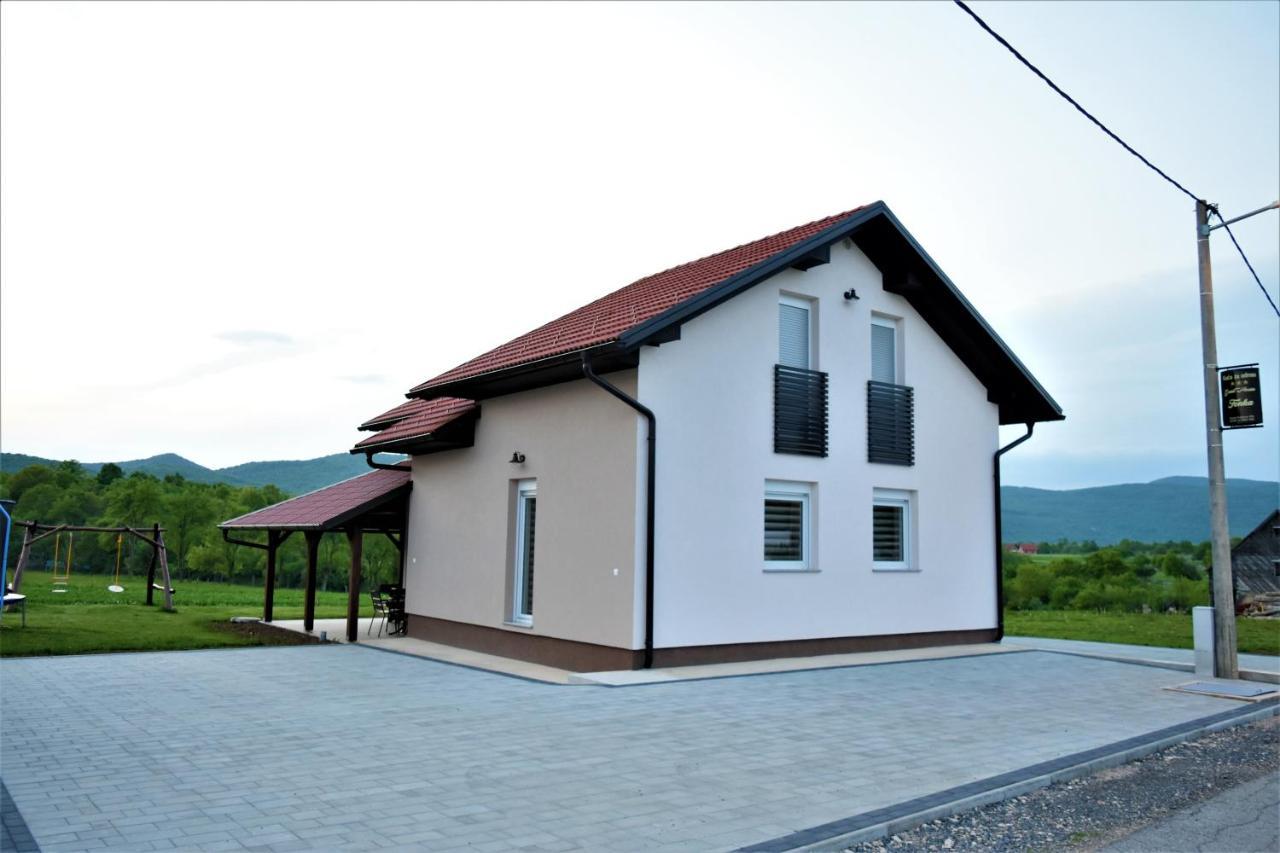 Guest House Tonka Otočac Extérieur photo