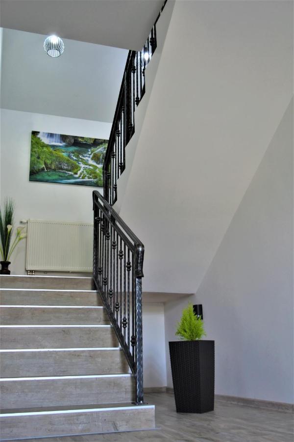 Guest House Tonka Otočac Extérieur photo