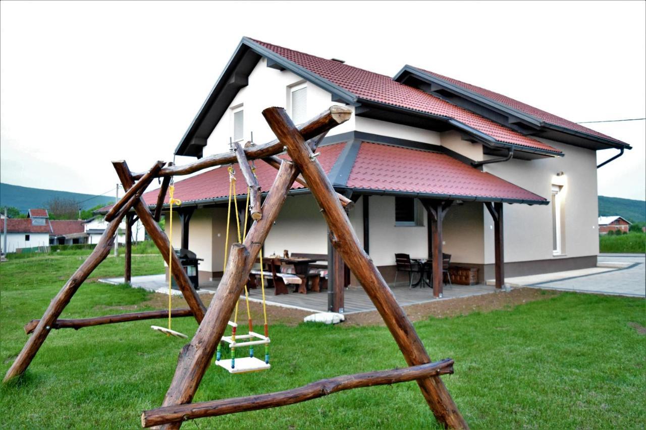 Guest House Tonka Otočac Extérieur photo