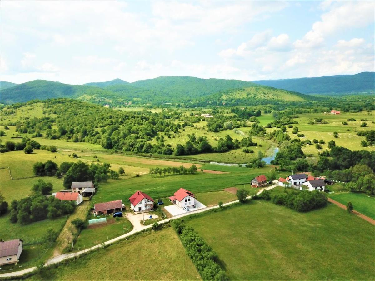 Guest House Tonka Otočac Extérieur photo